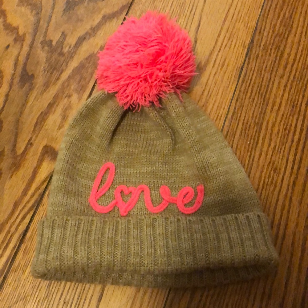 Love beanie